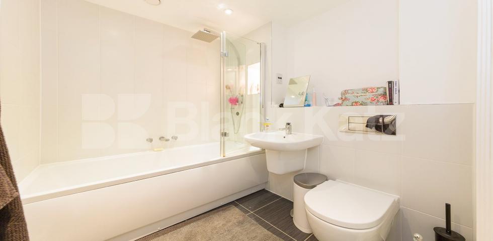 			1 Bedroom, 1 bath, 1 reception Apartment			 Banister Road, QUEENS PARK / KENSAL RISE